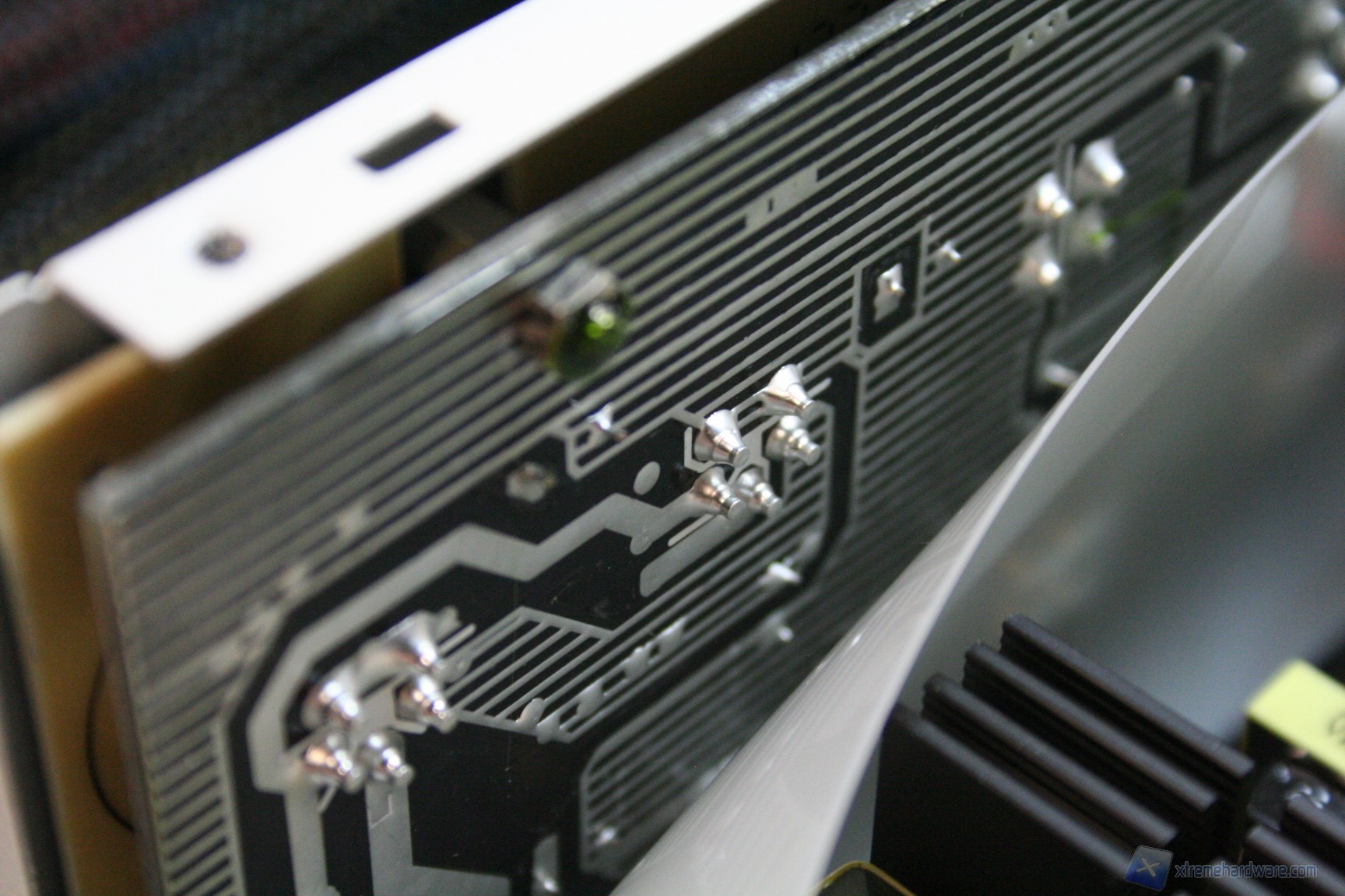 00007 PCPOWERANDCOOLING SILENCER MKIII 1200W WWW.XTREMEHARDWARE.COM